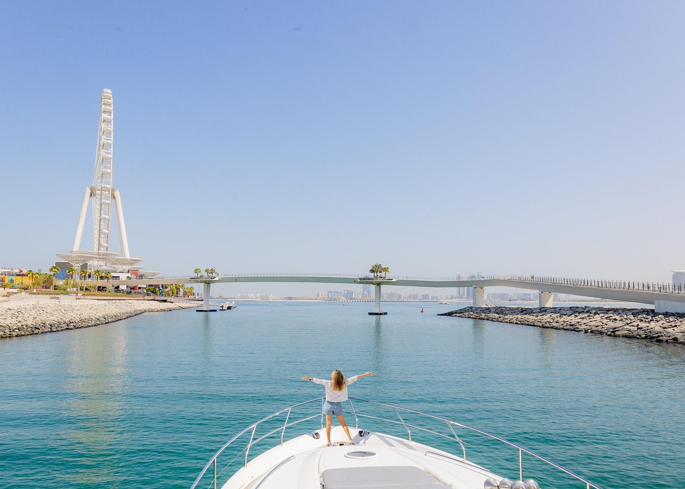 جولة بحرية خاصة بالحدث